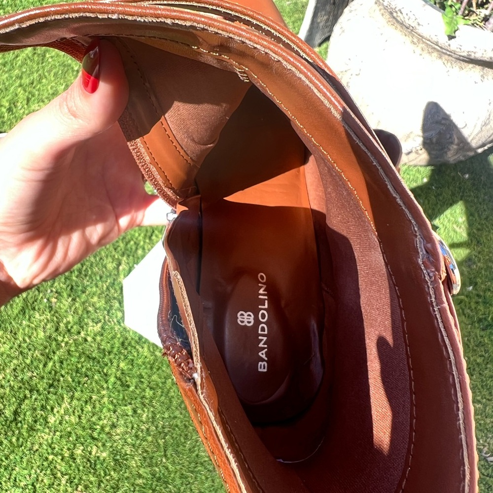 Bandolino Galayn 3 9.5
Brown Heeled Booties with Slim Heel and Short Shaft - Picture 10 of 11